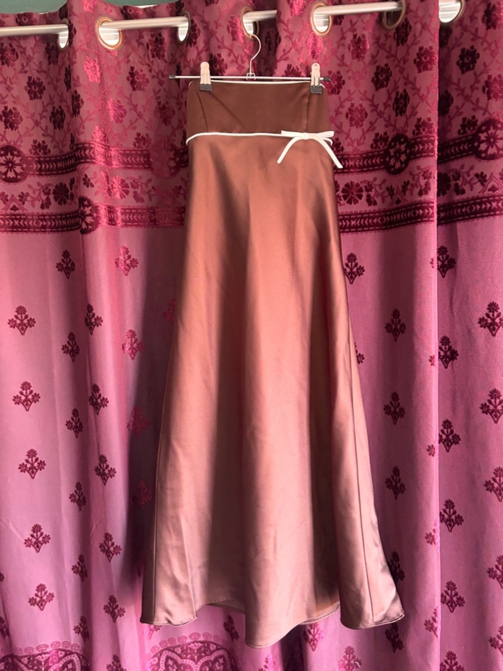 Vintage Y2K Empire Waist Satin A-Line Midi Dress in Brown W/ Cream Bow Trim XXS